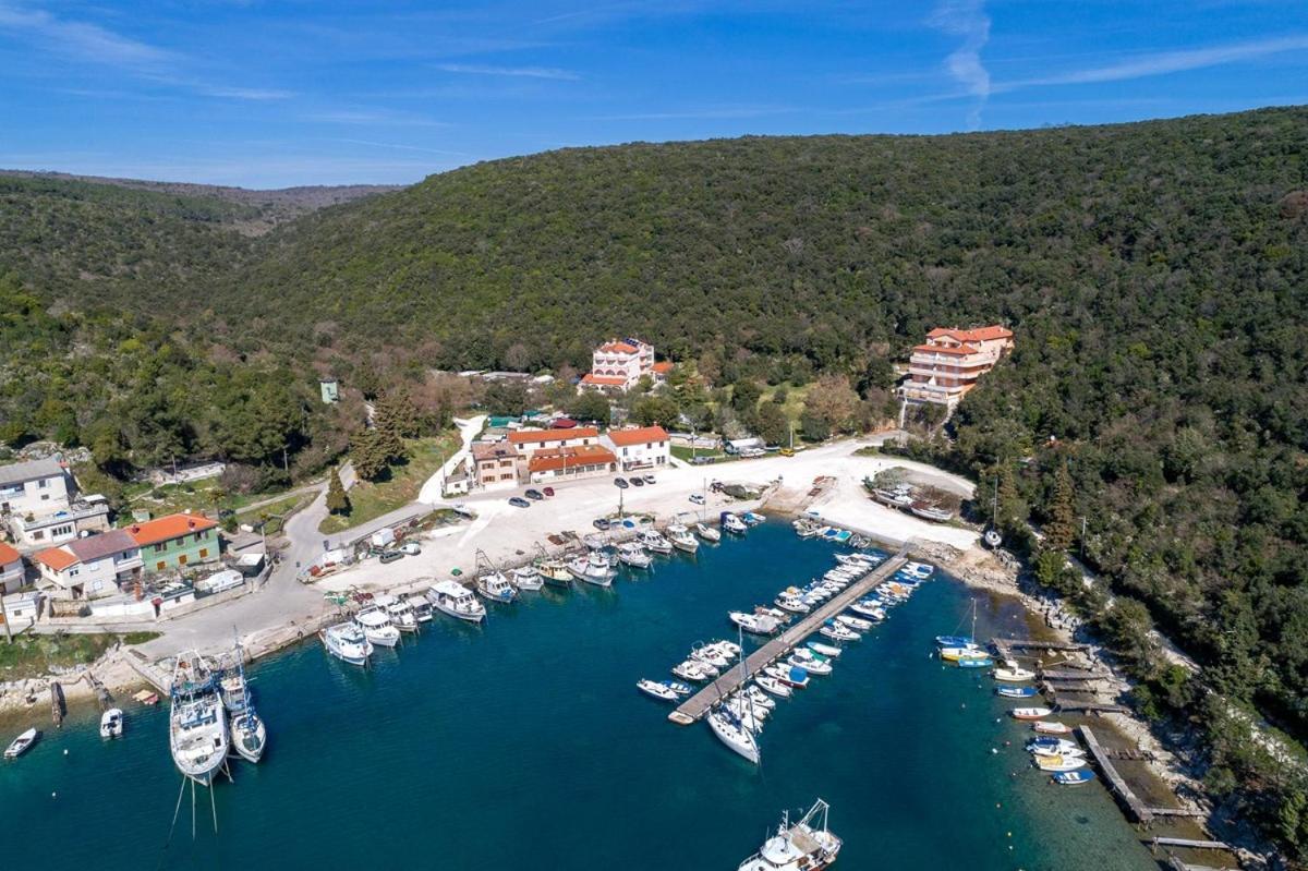 Villa Porto Krnica Buitenkant foto